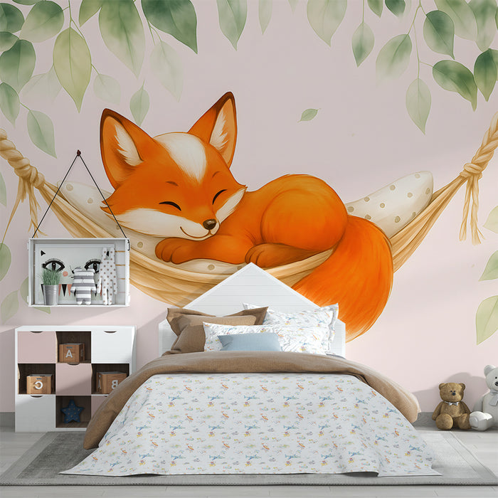 Papel de parede quarto bebê | Ήρεμη αλεπού και πράσινα φύλλα