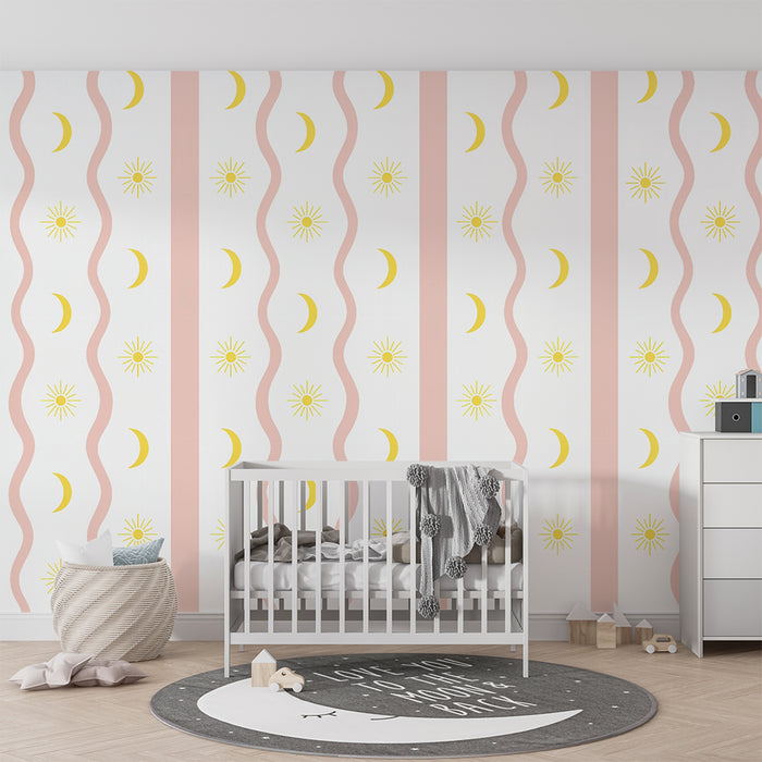 Lastenhuoneen tapetti | Kultaiset aurinko ja kuu pastellisella taustalla