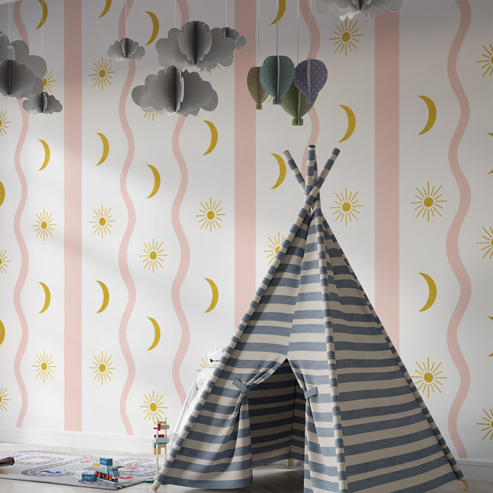 Papel de parede quarto bebê | Listras cor-de-rosa e padrões de lua dourada
