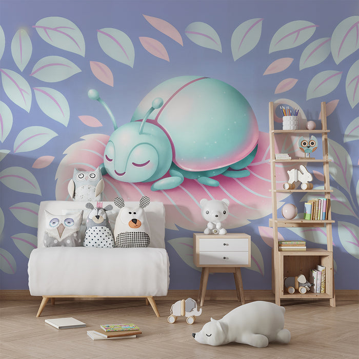Papier peint chambre bébé | Coccinelle rêveuse et feuilles pastel
