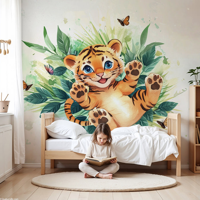 Børneværelse tapet | Spillende tiger og farverige sommerfugle